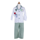Doctor con accesorios