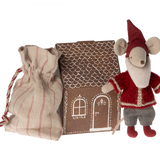 Santa mouse