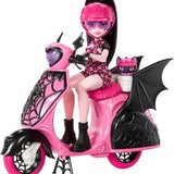 Draculaura y su Scooter