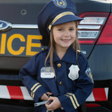Policía con accesorios