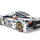 Coche de carreras blanco