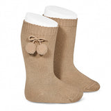 Calcetines altos con borlas Camel