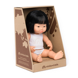 Muñeca asiática síndrome de Down