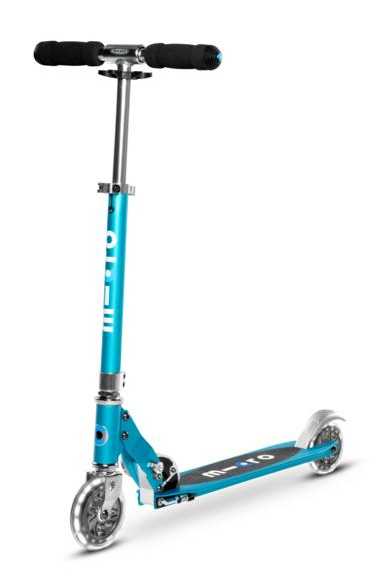 Patinete sprite azul