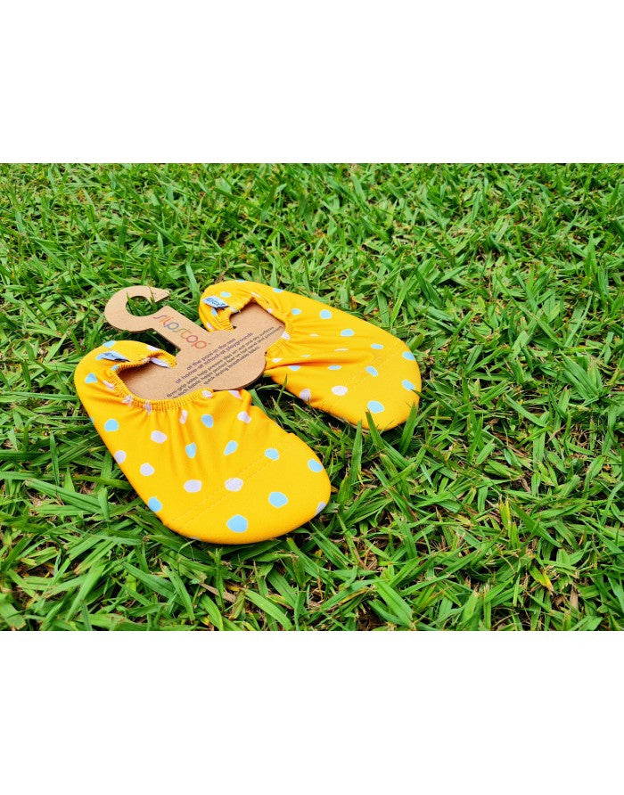 Slip stop lunares mostaza